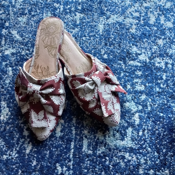 Valentina Chic Romantic Slide Burgundy & Silver Floral print Mule Sz 7 - Picture 3 of 6